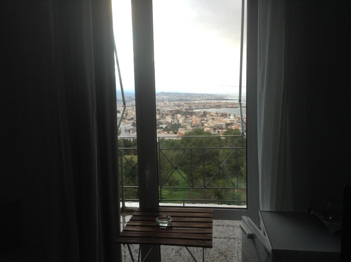 Akrotiri Hotel Chania  Buitenkant foto