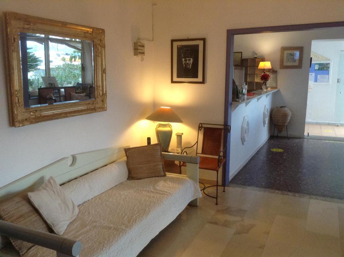 Akrotiri Hotel Chania  Buitenkant foto